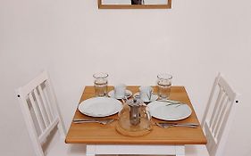 Nettes kleines Apartment mit Stellplatz